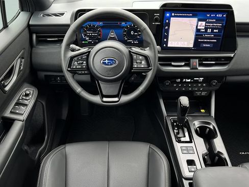 Used 2026 Subaru Outback Limited AWD/4WD image 12