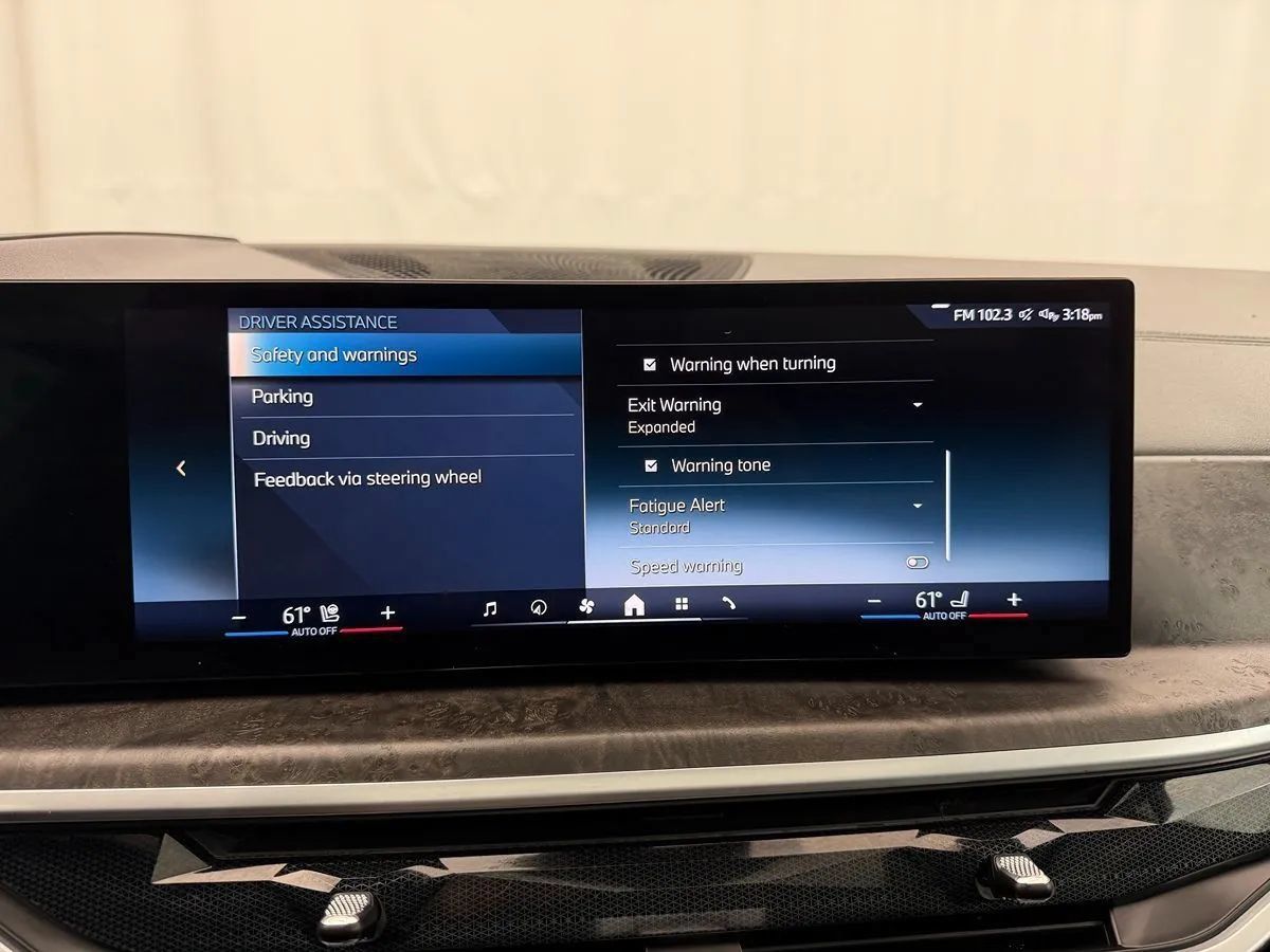 Used 2024 BMW X5 sDrive40i w/ Premium Package RWD image 18