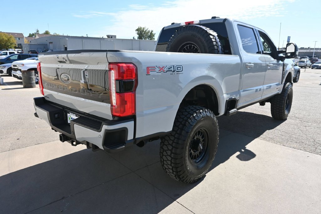 Used 2026 Ford F250 Lariat w/ Black Appearance Package AWD/4WD image 16