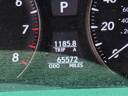 Used 2012 Lexus LS 460 w/ Comfort Pkg image 20