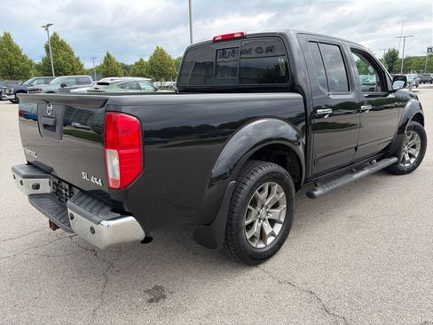 Used 2016 Nissan Frontier SL w/ Moonroof Package AWD/4WD image 7