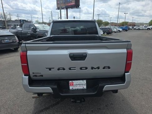 Certified 2024 Toyota Tacoma TRD Sport AWD/4WD image 5