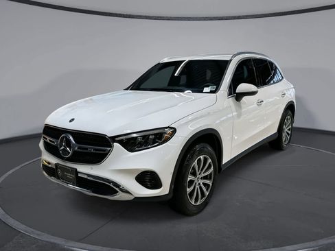 Certified 2024 Mercedes-Benz GLC 300 4MATIC image 1