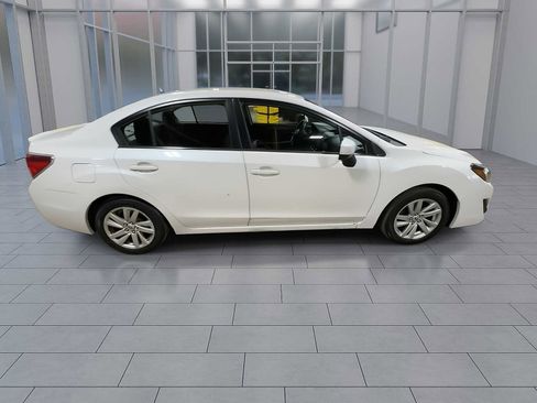 Used 2016 Subaru Impreza 2.0i Premium image 9