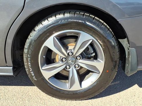 Certified 2019 Honda Odyssey Touring image 8