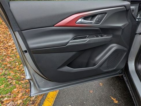 New 2026 Chevrolet Equinox EV RS image 8