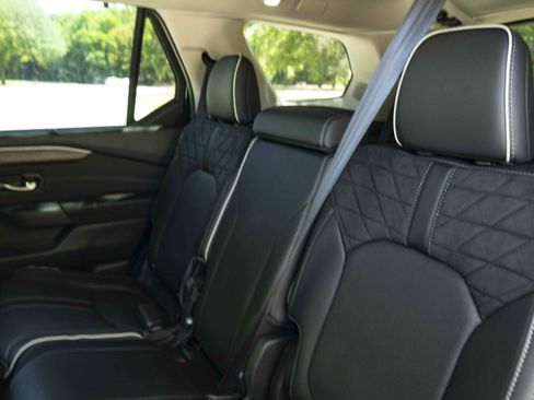 Used 2026 Honda Pilot Elite image 18