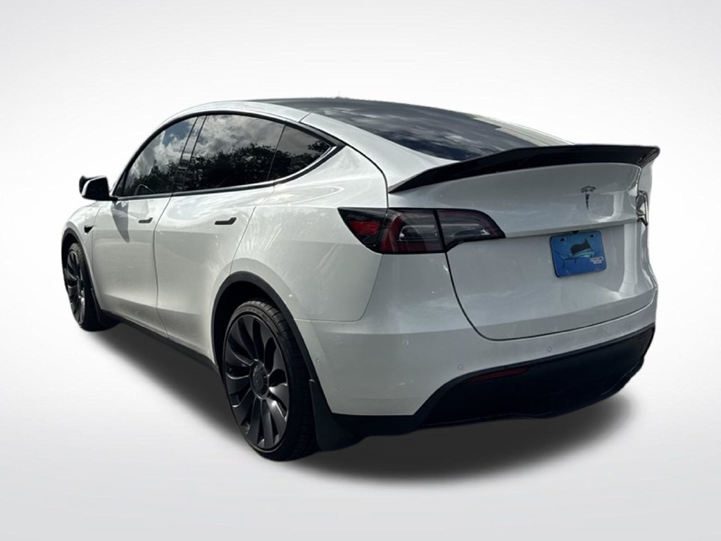Used 2022 Tesla Model Y Long Range AWD/4WD image 6