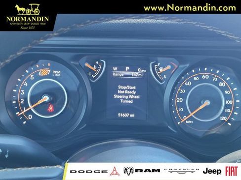 Used 2024 Jeep Wrangler Unlimited Sport AWD/4WD image 8