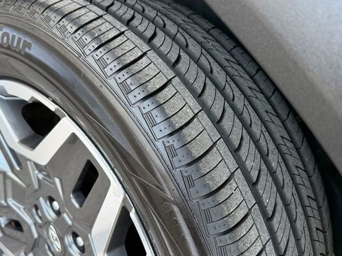 Used 2022 Hyundai Santa Fe SEL Premium image 42