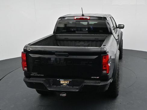 Used 2025 Chevrolet Colorado ZR2 AWD/4WD image 23
