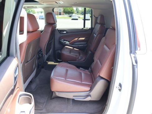 Used 2016 Chevrolet Suburban LTZ AWD/4WD image 17