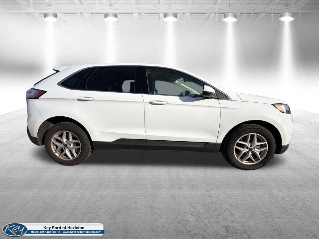 Used 2024 Ford Edge SEL AWD/4WD image 5