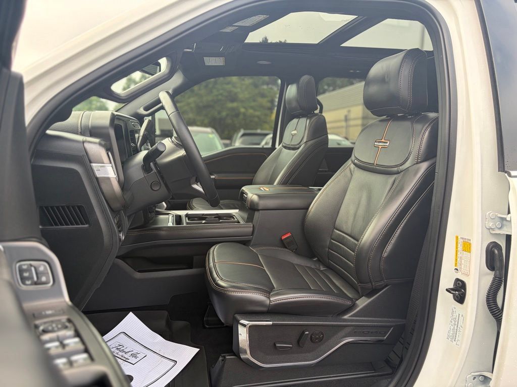 Used 2024 Ford F250 Platinum AWD/4WD image 24