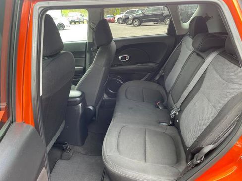 Used 2018 Kia Soul + FWD image 24