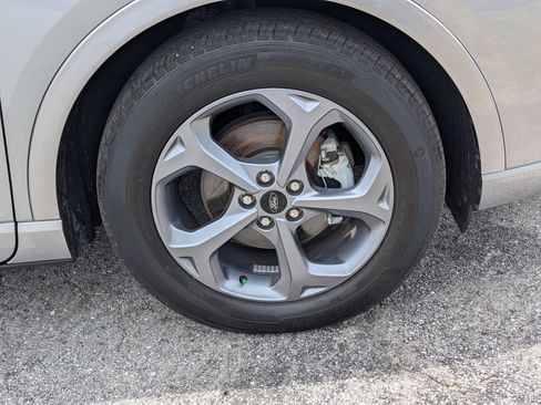 Used 2023 Ford Escape ST-Line w/ Tech Pack #1 FWD image 11