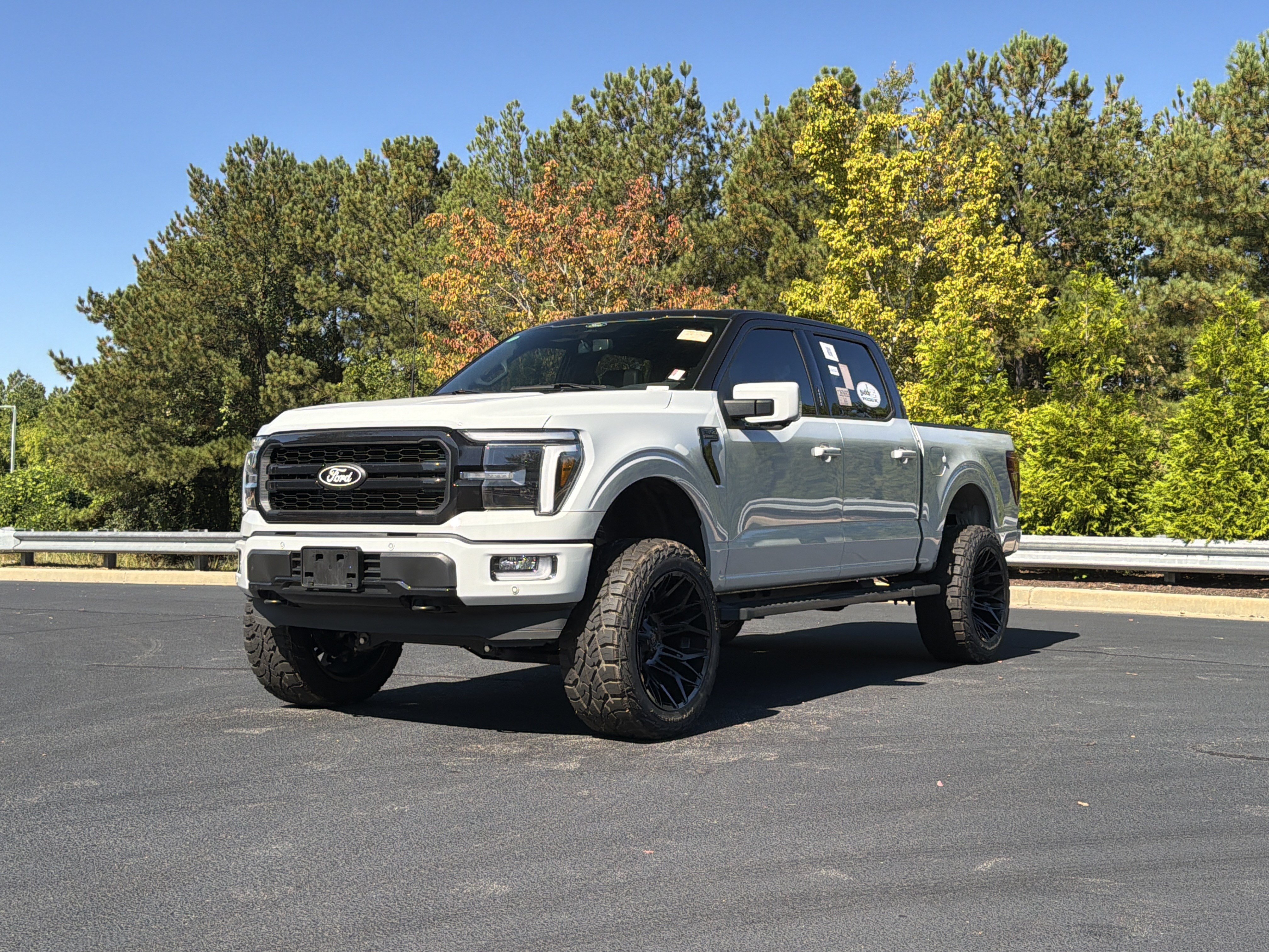 Used 2024 Ford F150 Lariat w/ Bed Utility Package AWD/4WD image 11