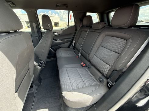Used 2026 Chevrolet Equinox LT FWD image 24