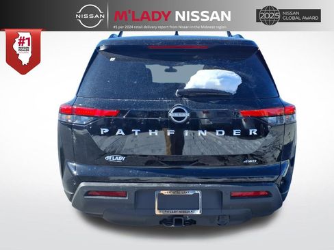 New 2025 Nissan Pathfinder SV image 6