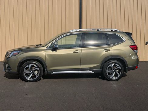 Used 2024 Subaru Forester Touring w/ Convenience Package image 20