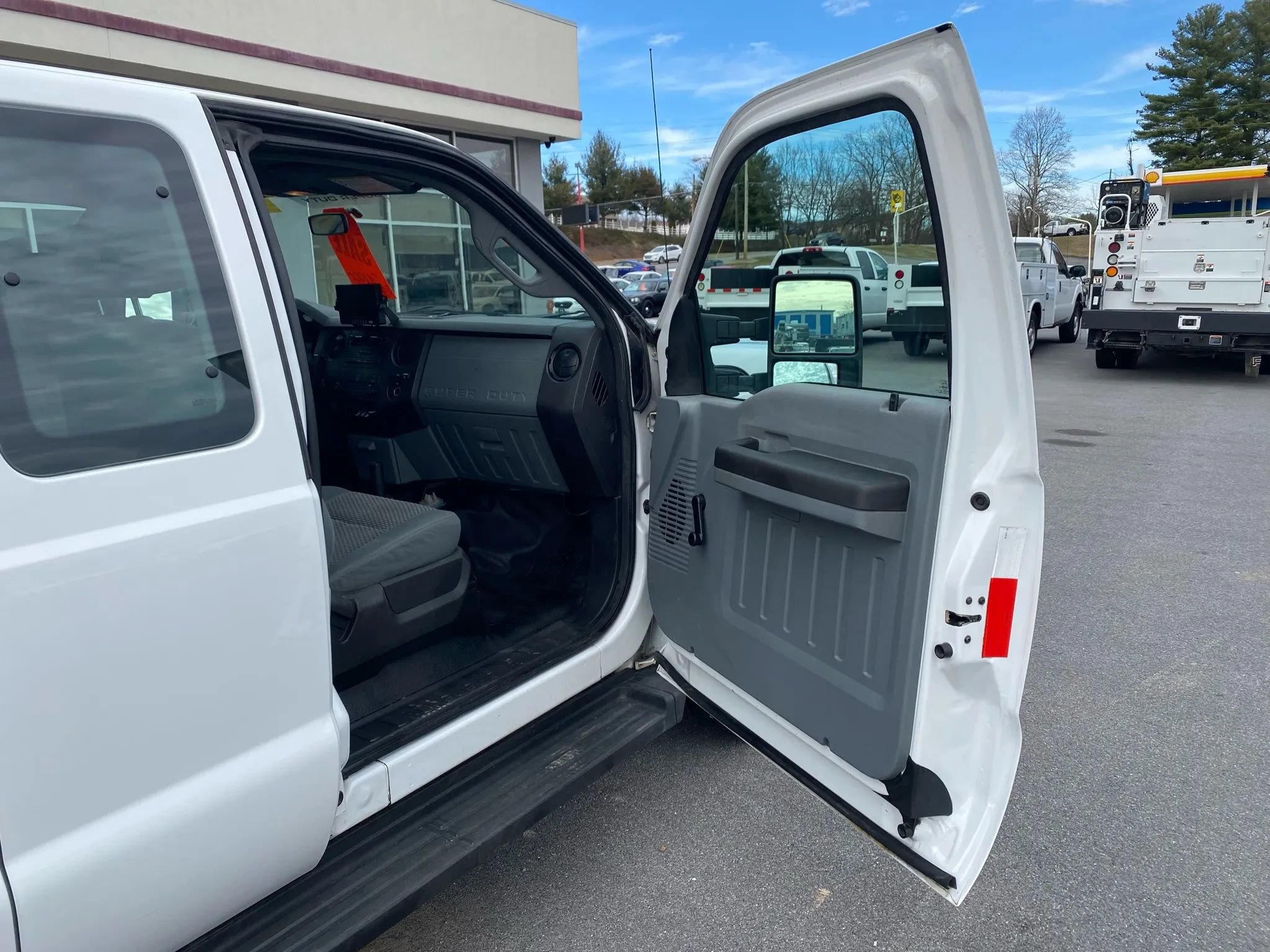 Used 2012 Ford F250 XL w/ Camper Pkg AWD/4WD image 20