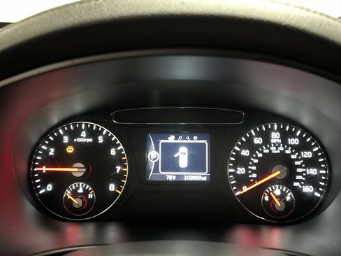 Used 2017 Kia Sorento FWD w/ LX Convenience Package image 22