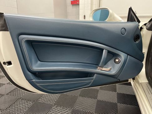Used 2012 Ferrari California image 21