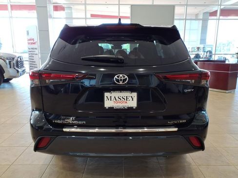 New 2026 Toyota Highlander Limited AWD/4WD image 4