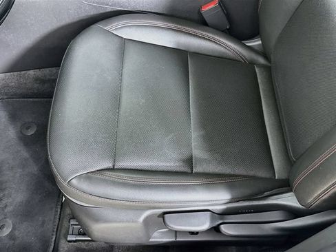 Used 2025 Chevrolet Trax RS w/ Sunroof Package FWD image 19