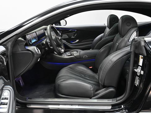 Used 2016 Mercedes-Benz S 63 AMG 4MATIC Coupe image 21