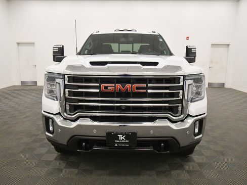 Used 2022 GMC Sierra 3500 SLT w/ SLT Premium Package image 11