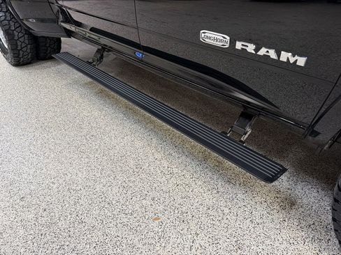 Used 2022 RAM 3500 Limited AWD/4WD image 51