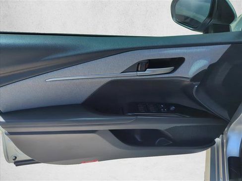 Used 2026 Toyota Camry LE w/ Convenience Package FWD image 14