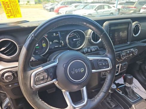 Used 2023 Jeep Wrangler Unlimited Sahara w/ Cold Weather Group image 16