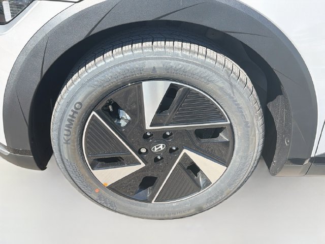 New 2027 Hyundai Ioniq 5 SE RWD image 32