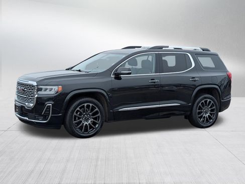 Used 2023 GMC Acadia Denali w/ Black Diamond Edition image 5