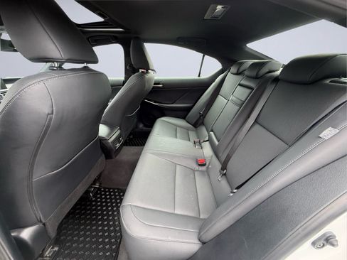 Used 2023 Lexus IS 300 AWD w/ Comfort Package image 18