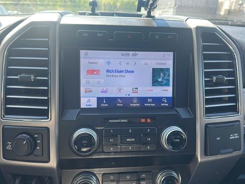 Used 2021 Ford F250 Platinum image 19