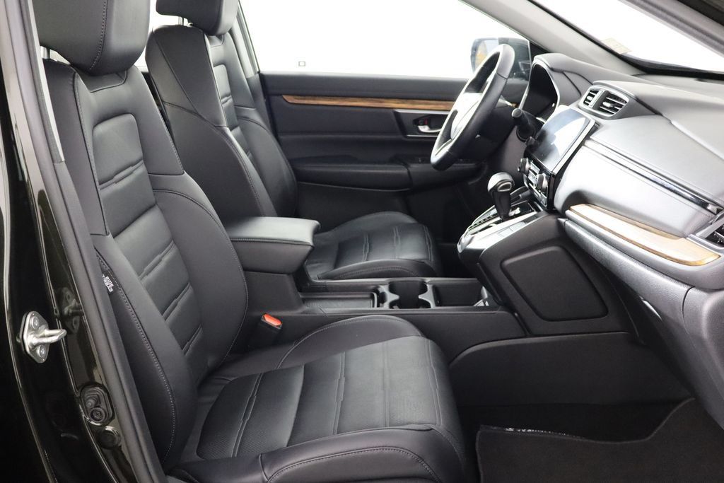 Used 2018 Honda CR-V Touring image 17