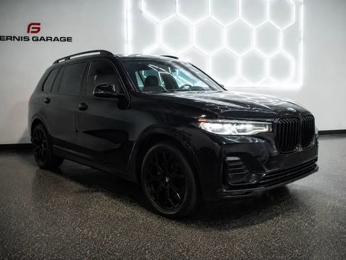 Used 2022 BMW X7 xDrive40i AWD/4WD image 24