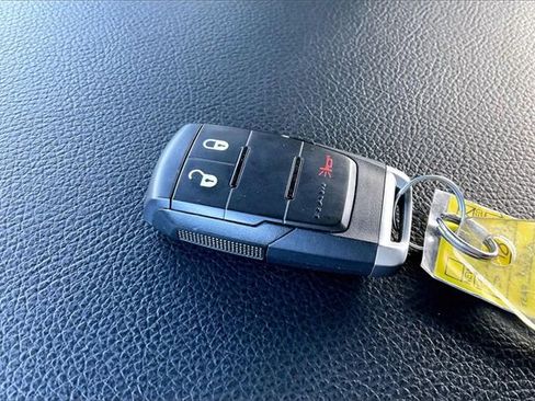 Used 2022 RAM 3500 Tradesman image 10