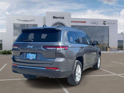Certified 2023 Jeep Grand Cherokee L Laredo w/ Luxury Tech Group I AWD/4WD image 6