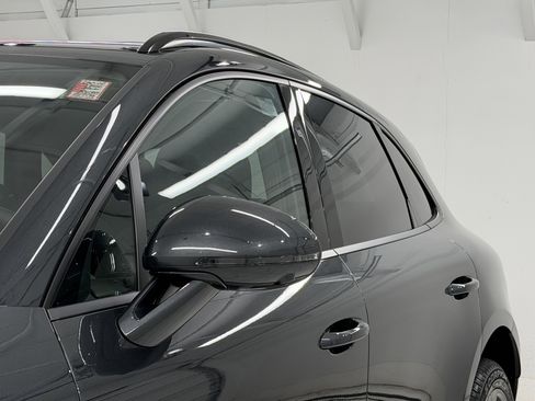 New 2026 Porsche Macan image 19