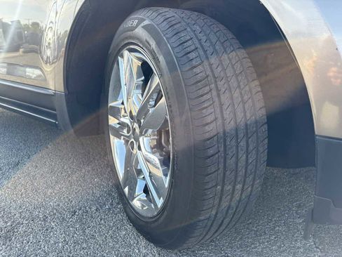 Used 2014 Ford Edge SEL w/ Equipment Group 205A FWD image 10