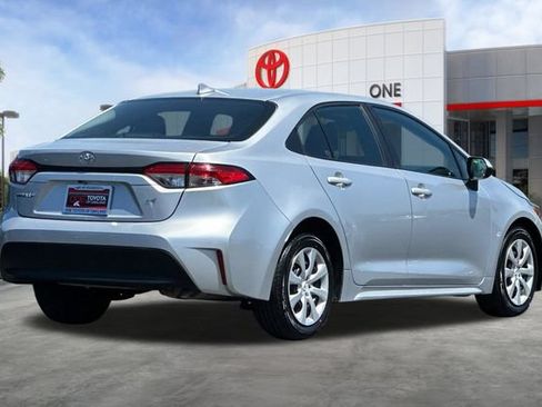Certified 2024 Toyota Corolla LE FWD image 5