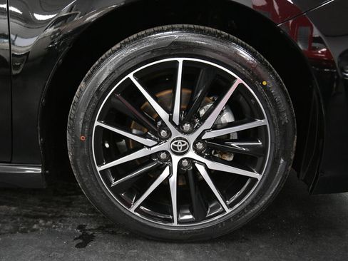 Certified 2024 Toyota Camry SE image 28