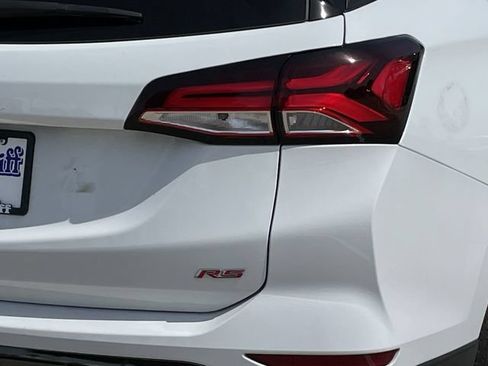 Used 2023 Chevrolet Equinox RS FWD image 6