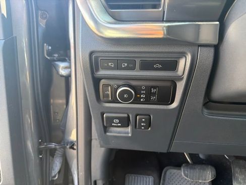 Used 2023 Ford F150 Lariat w/ Equipment Group 502A High AWD/4WD image 14