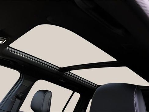 New 2025 Jeep Grand Cherokee Limited w/ Black Appearance Package image 10