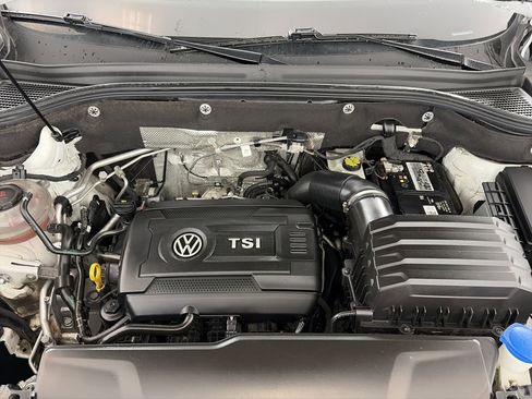 Used 2023 Volkswagen Atlas SE image 12
